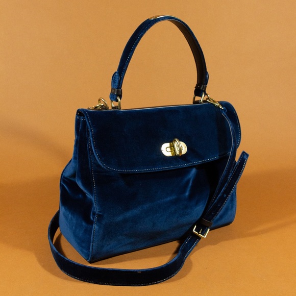 Ralph Lauren Tiffen bag from the Fall 2011 collection - Picture 2 of 10